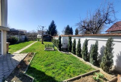 Casă cu 5 camere cu Teren 675 Mp în Burdea - 1