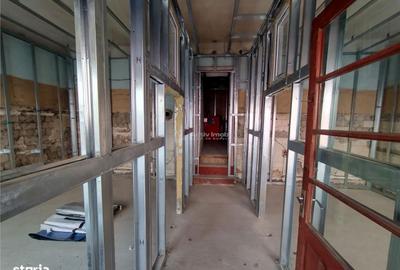 Spațiu comercial, de 72 mp, în Central - 2
