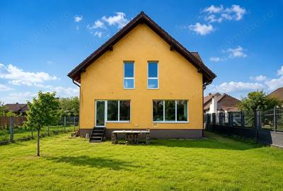 Casă cu 4 camere cu Teren 507 Mp în Sânmihaiu Român - 3