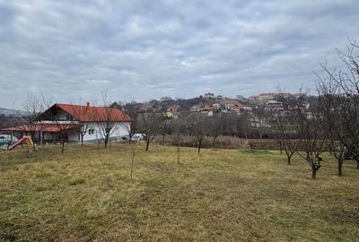 Teren de 1500 mp, în Exterior Vest - 4