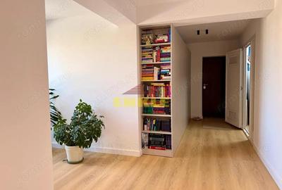 Apartament de lux, 5 minute de Boto?ani, 109 mp utili+terasa si curte - 2