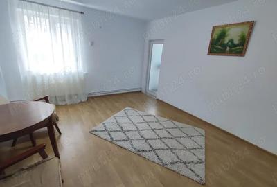 Casă cu 4 camere cu Teren 1350 Mp în Pucioasa