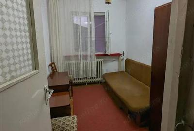 Apartament cu 3 camere semidecomandat în Șagului - 3