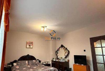 Casă cu 9 camere cu Teren 300 Mp în Lunei - 1