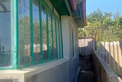 Casă cu 4 camere în Central - 3