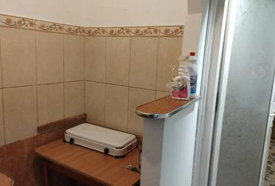 Garsonieră decomandată în Central - 2