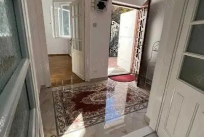 Proprietar inchiriez casa 3 camere, singur in curte, in Piata Muncii - 5