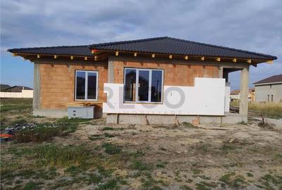 RECO Casa 4 camere,Cihei - 1