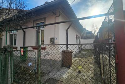 Casa tip langa  Maternitatea Giulesti - Regie - 3