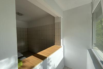 Apartament cu 2 camere semidecomandat în Dristor - 12