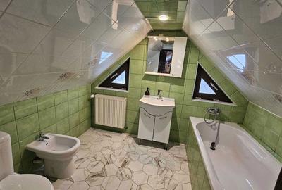 Apartament cu 2 camere decomandat în Șerbănești - 6