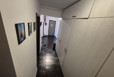 Apartament cu 3 camere decomandat în Cățelu - 5