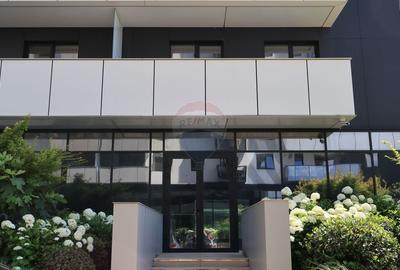 Spațiu comercial, de 321.89999389648 mp, în Nord - 1