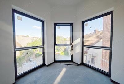 Apartament cu 3 camere decomandat în Ultracentral