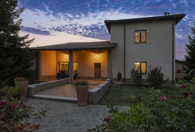 Vila Exclusivista din Cernica - Eleganta, Spatiu si Natura. - 2
