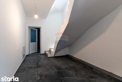 Casă cu 5 camere cu Teren 276 Mp în Dâmbul Rotund - 3