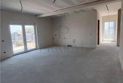 Duplex individual - spatios - canalizare - personalizare interioara - mansardabi - 3