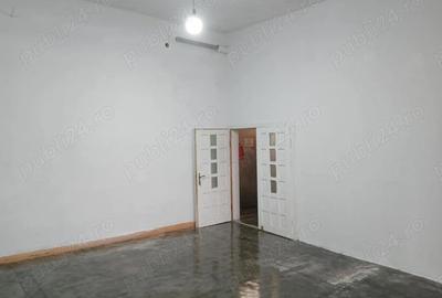 Spațiu comercial, de 191 mp, în Central - 2