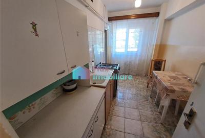 Apartament cu 2 camere intrare Obcini - 8
