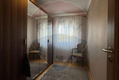 Apartament superb in inima ora?ului 3 camere, Etaj 1, Garaj ?i Pivni Apartament superb in inima ora?ului 3 camere, Etaj 1, Garaj ?i Pivni - 5