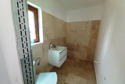 Casa 4 camere in duplex  la  Strejnic. - 5