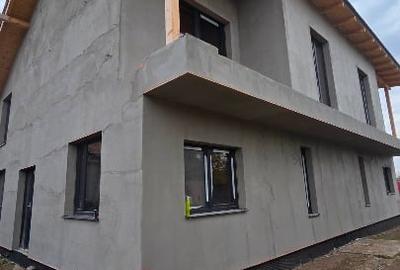 Duplex cu 4 camere cu Teren 170 Mp în Sânandrei - 2
