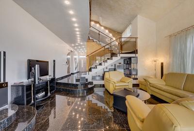 Casă cu 6 camere cu Teren 1641 Mp în Corbeanca - 18