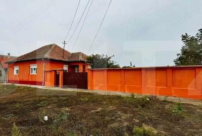 Casa de vanzare in Macea, teren 942 mp - 6