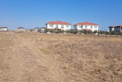 Teren Construcții intravilan de 400 mp, în Lazu - 5