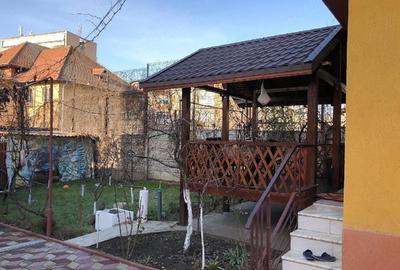 Casă cu 6 camere cu Teren 450 Mp în Calea București - 3
