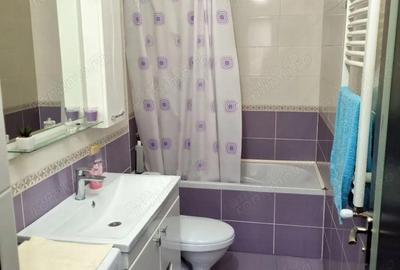 Garsoniera de inchiriat zona 1 Mai - 4