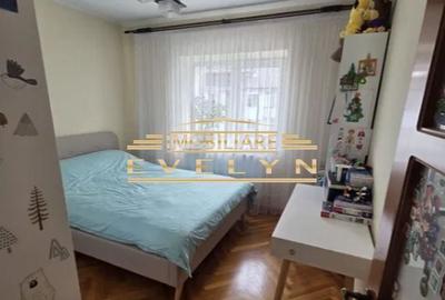 Apartament cu 3 camere decomandat în Central - 3