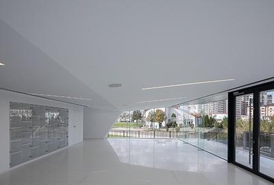 Cladire de birouri - arhitectura exceptionala! - 8