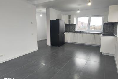 Casă cu 5 camere cu Teren 500 Mp în Borș - 12