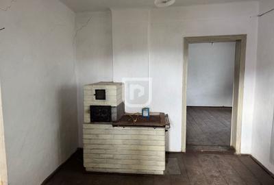 De vanzare casa, atelier fierarie, 4 anexe - 2507 mp in Manastirea Humorului - 8