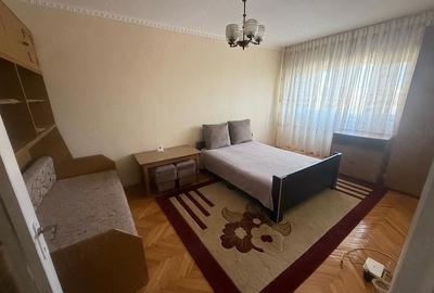 Apartament cu 2 camere decomandat în Micro 16 - 3