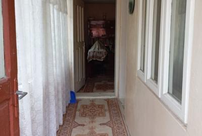 Casă cu 3 camere în Malu cu Flori - 6