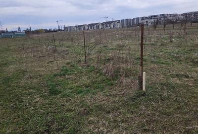 Teren Construcții intravilan de 720 mp, în Tractorul - 1