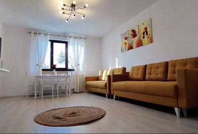 Casă cu 3 camere decomandat cu Teren 110 Mp în Central - 1