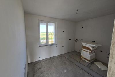 Martinesti, Duplex pe etaj, 3 Dorm, Buc separata,  Zona linistita. - 6