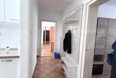 Apartament cu 3 camere decomandat în Calea Moldovei - 3