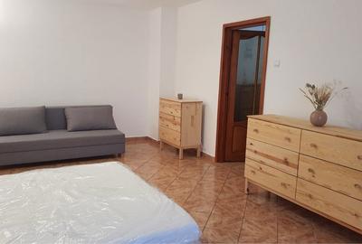 Garsonieră decomandată în Central - 4