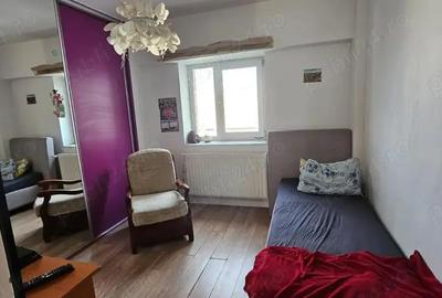 Casă cu 3 camere decomandat în Casa de Cultură - 2