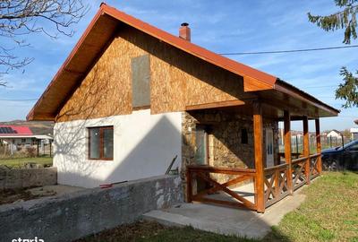 Casă cu 4 camere în Livada - 10