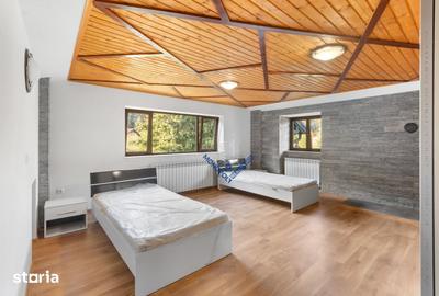 Casă cu 6 camere cu Teren 3677 Mp în Central - 16