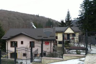 Casă cu 1 camere cu Teren 646 Mp în Valea Alba - 1
