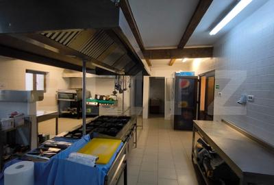 Spațiu comercial, de 1,600 mp, în Cernele - 12