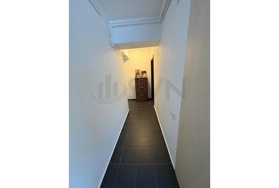 Apartament cu 3 camere decomandat, mobilat în Central - 12