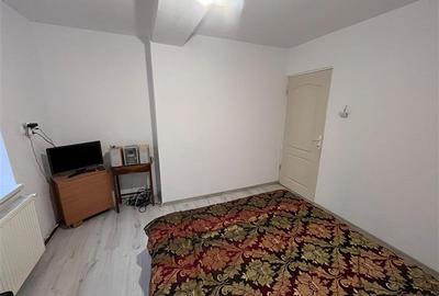 Apartament cu 4 camere decomandat în Bucium - 19