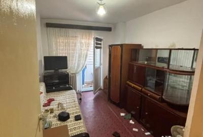 Apartament cu 3 camere decomandat în Central - 4